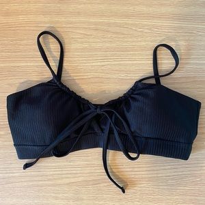 Black Ribbed Midori Bikini Top (M)